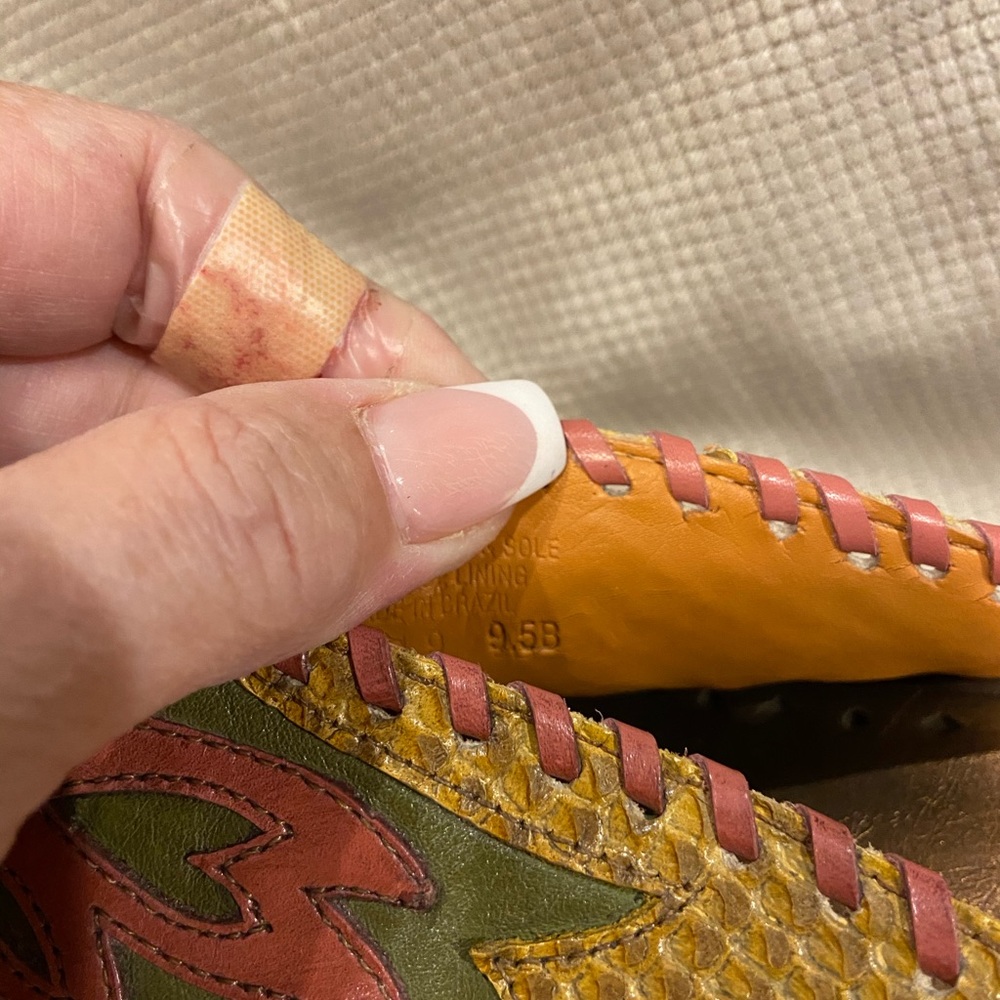 Heels - Picture 6 of 6